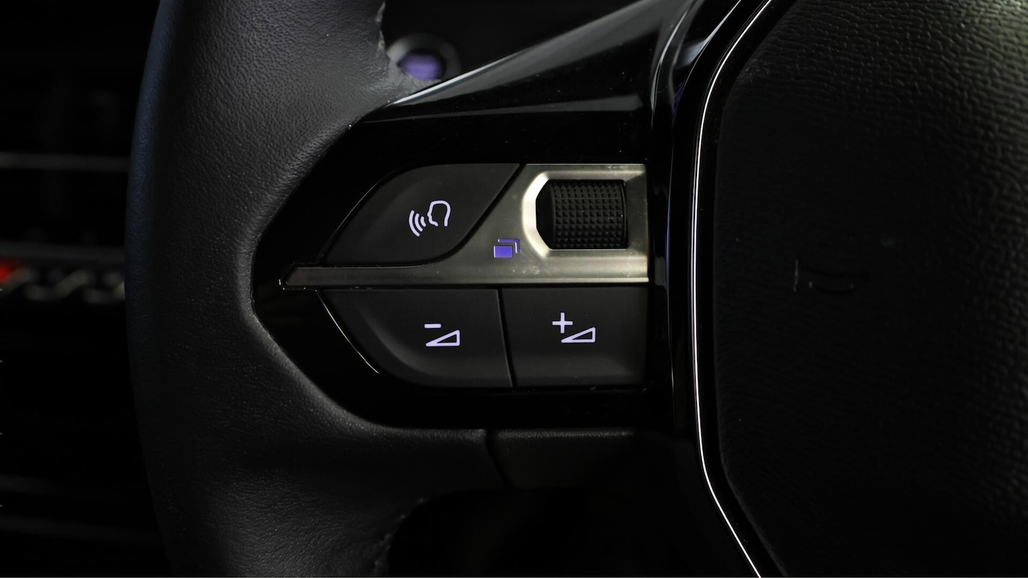 Used Peugeot 2008 2023 for sale - 76759781: Photo 23