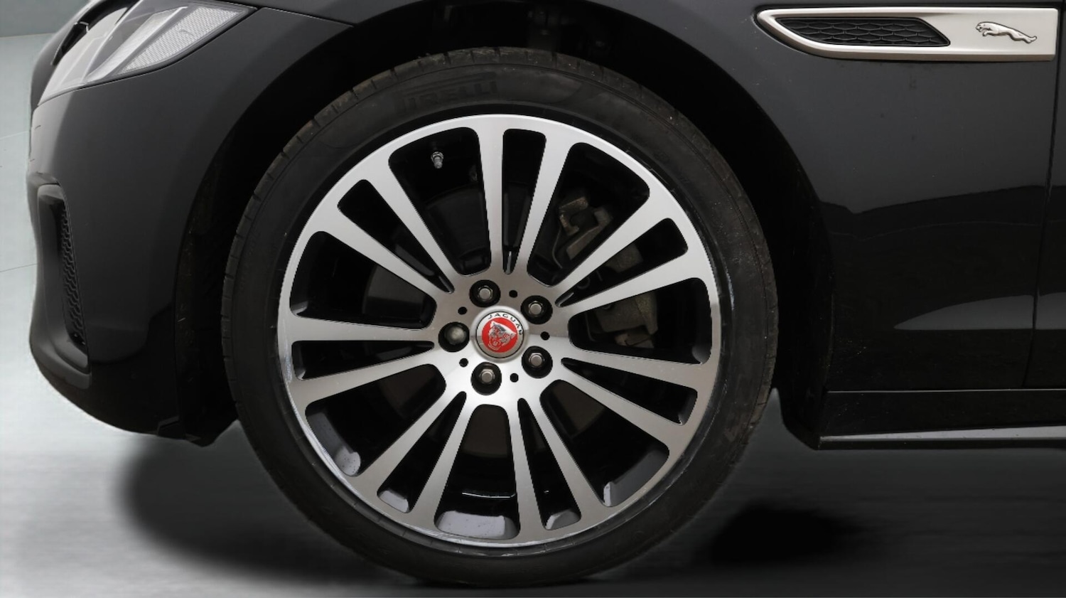 Used Jaguar XF 2023 for sale - 76423800: Photo 19