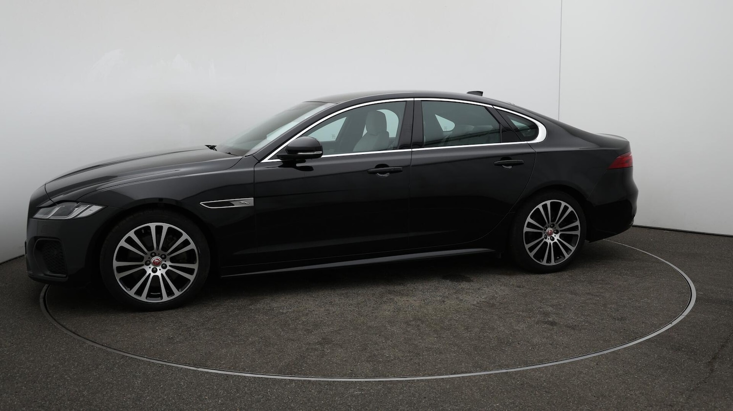 Used Jaguar XF 2023 for sale - 76423800: Photo 66