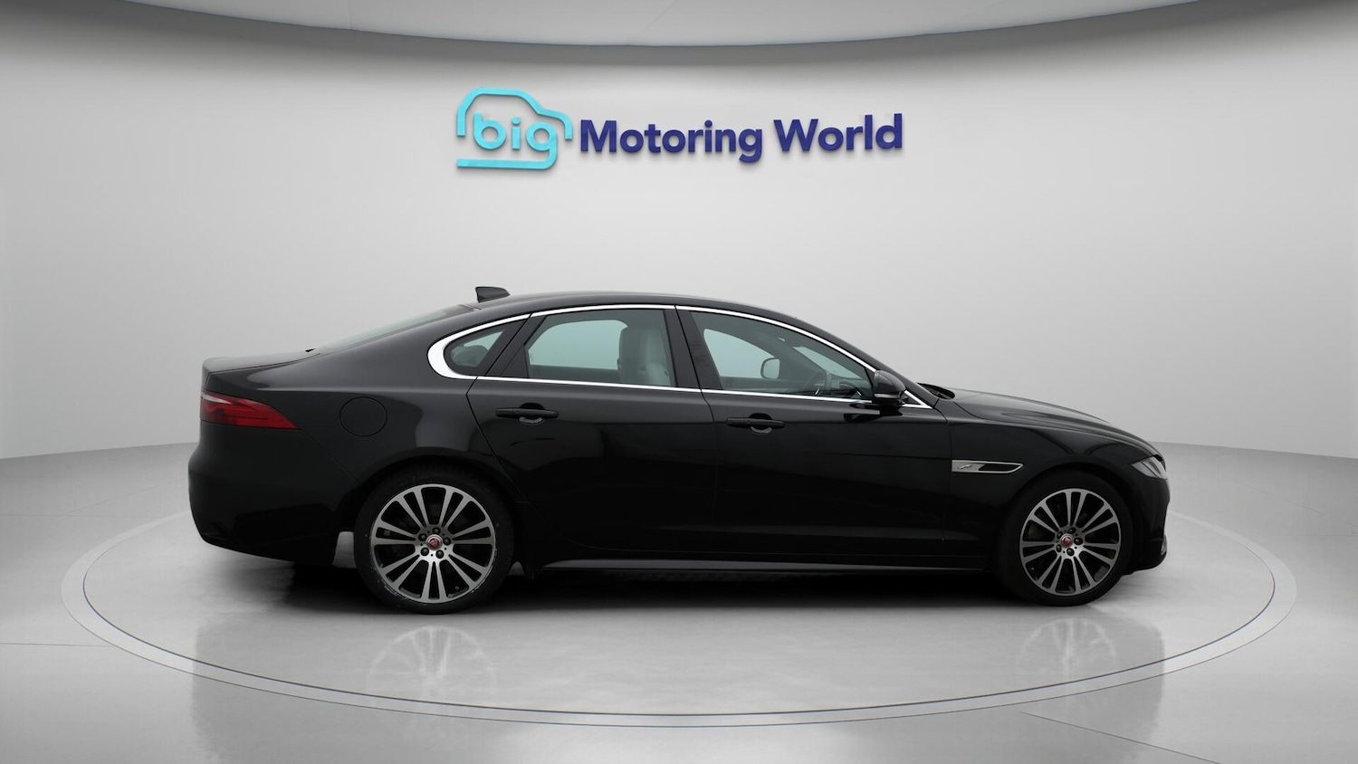 Used Jaguar XF 2023 for sale - 76423800: Photo 9