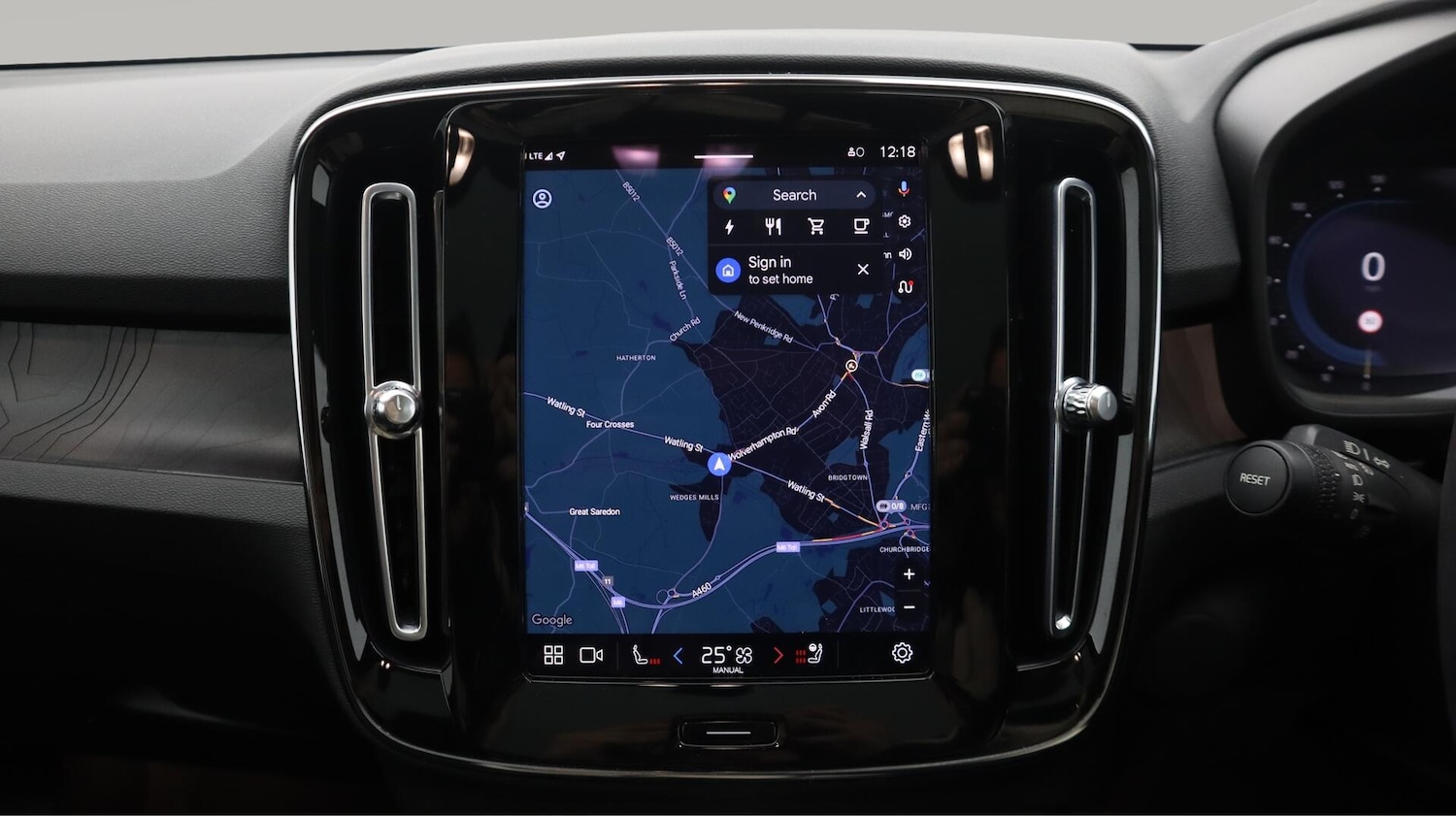 Used Volvo C40 2023 for sale - 76646242: Photo 12