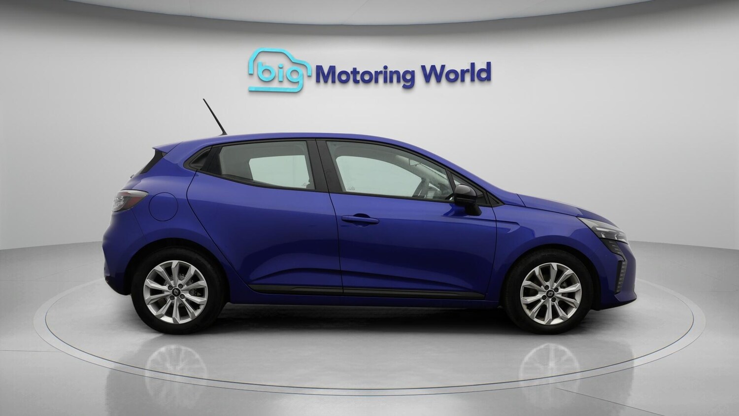 Used Renault Clio 2024 for sale - 76360532: Photo 9