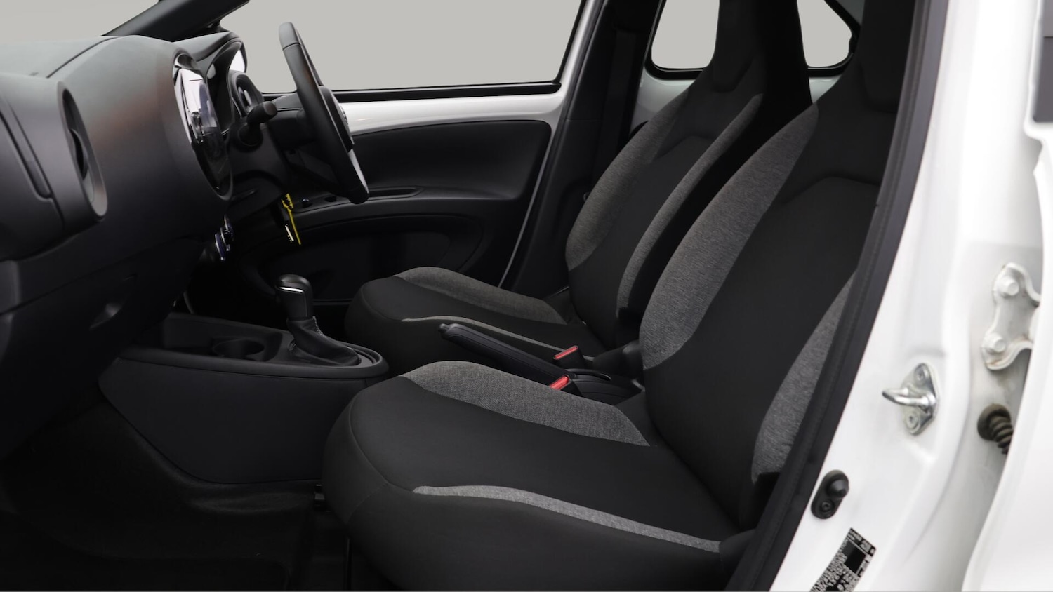 Used Toyota Aygo X 2024 for sale - 76012549: Photo 21