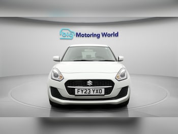 Used Suzuki Swift 2023 for sale - 75051379: Photo