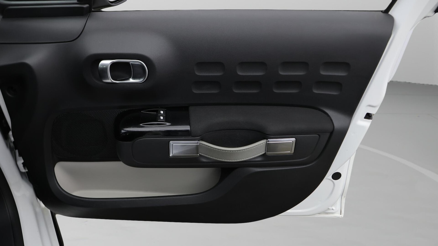 Used Citroen C3 for sale - 76388130: Photo 16