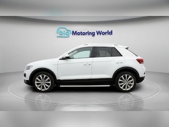 Used Volkswagen T-Roc 2018 for sale - 78699493: Photo