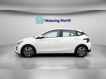 Used Hyundai i20 2024 for sale - 79207368: Photo