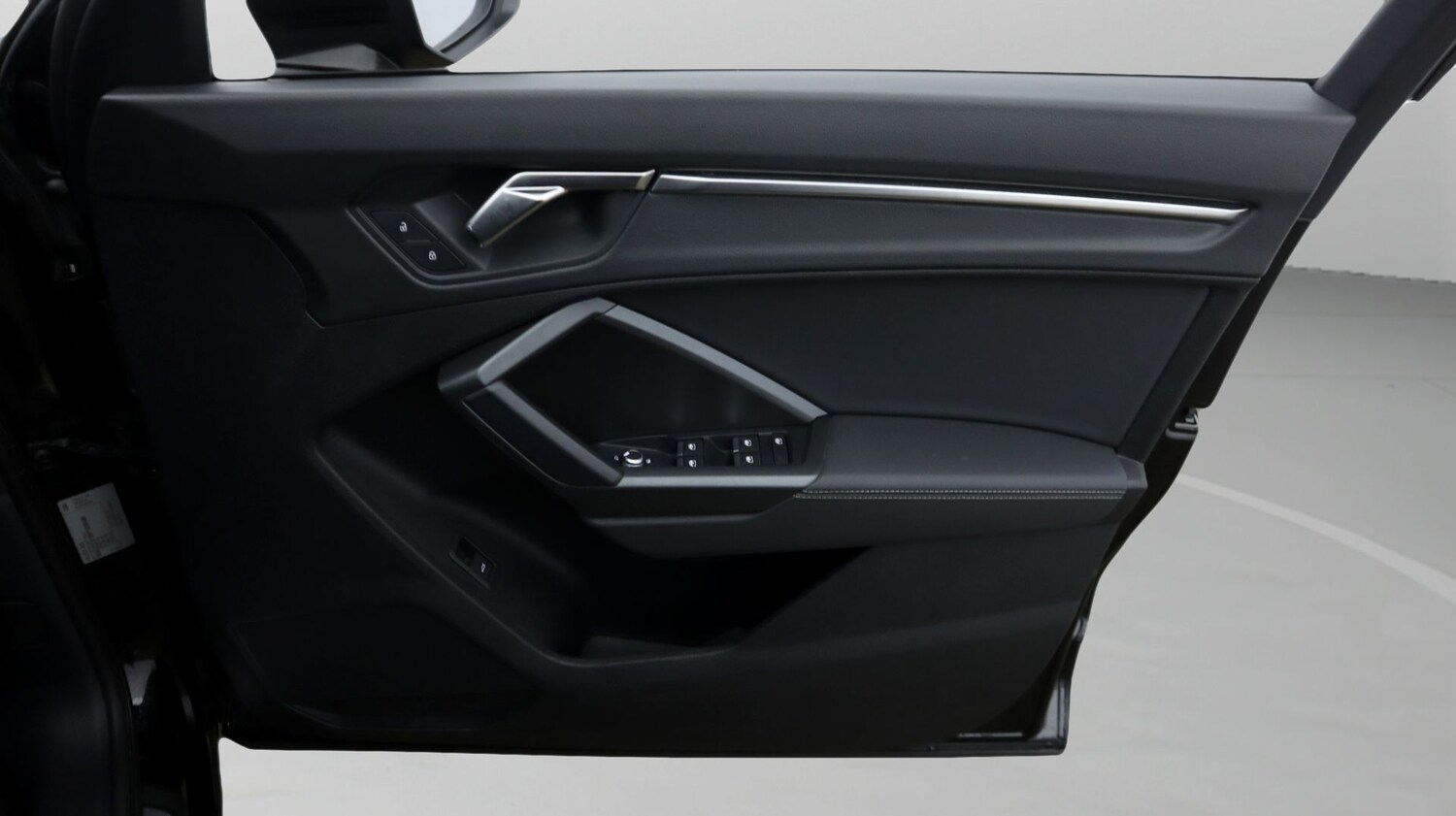 Used Audi Q3 2023 for sale - 77906873: Photo 15