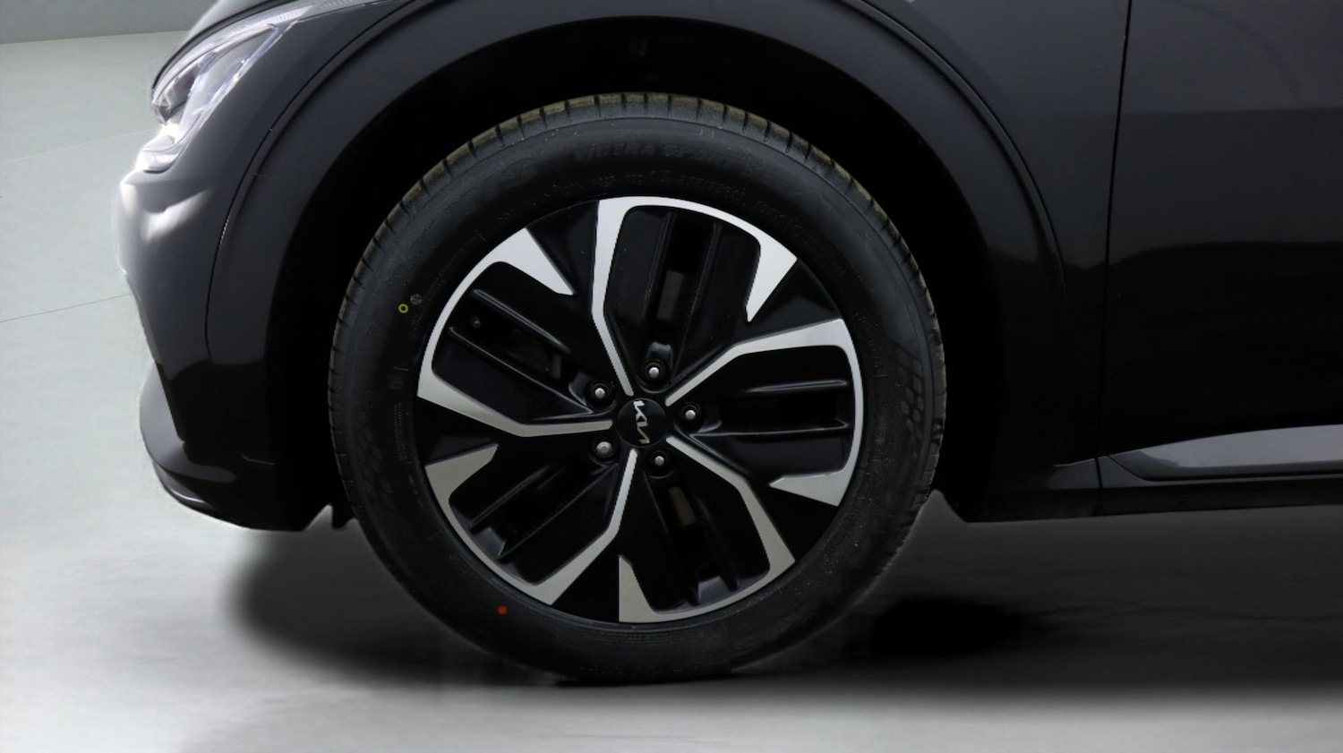 Used Kia EV6 2023 for sale - 77460489: Photo 18