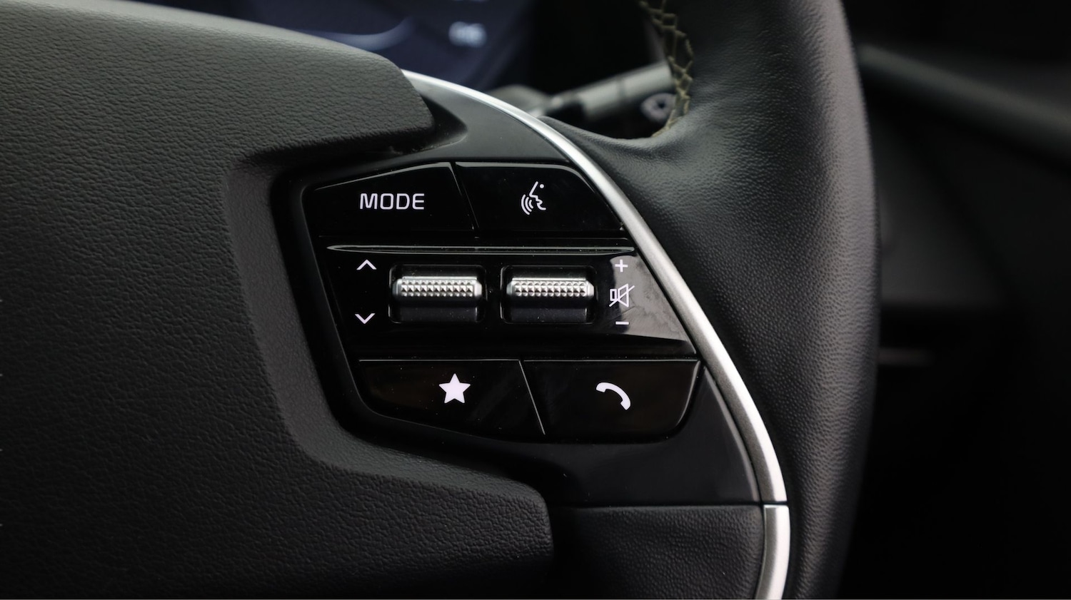 Used Kia EV6 2023 for sale - 77460489: Photo 24