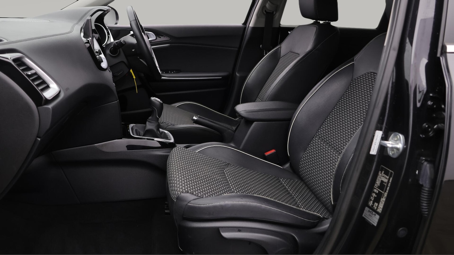 Used Kia Ceed 2022 for sale - 76584239: Photo 15