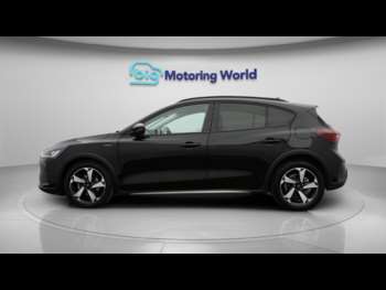 Used Ford Focus 2023 for sale - 74232049: Photo