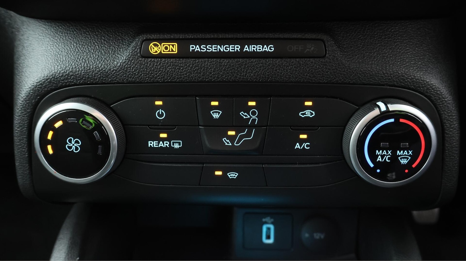 Used Ford Focus 2020 for sale - 76472624: Photo 13