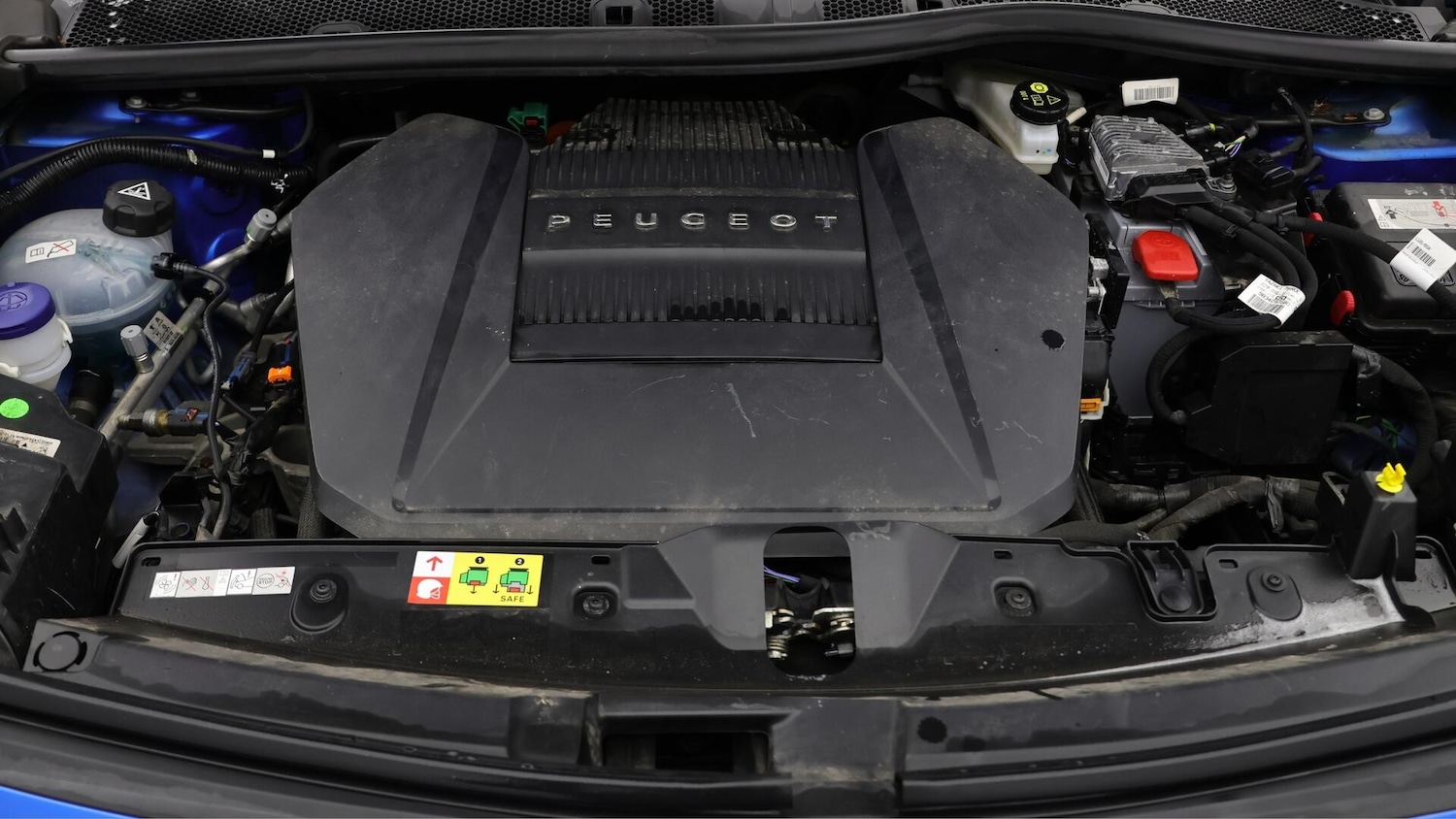 Used Peugeot E-2008 2020 for sale - 76167437: Photo 19
