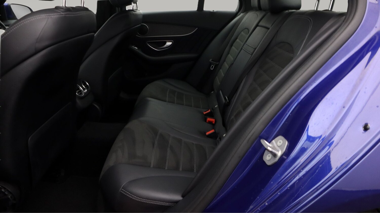 Used Mercedes-Benz C Class 2019 for sale - 77493871: Photo 16