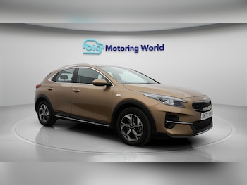 Used Kia XCeed 2022 for sale - 76138236: Photo 2