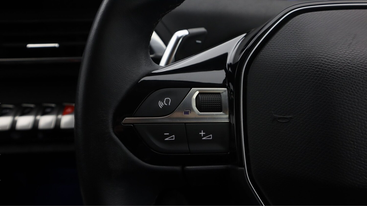 Used Peugeot 3008 2021 for sale - 77840528: Photo 21