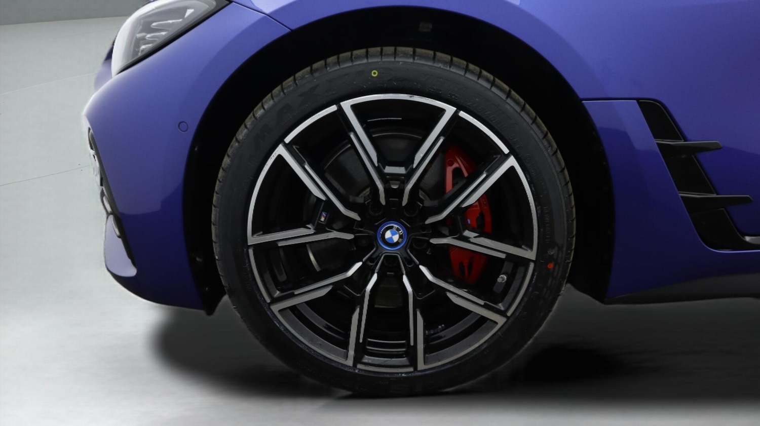 Used BMW i4 2022 for sale - 76715136: Photo 19