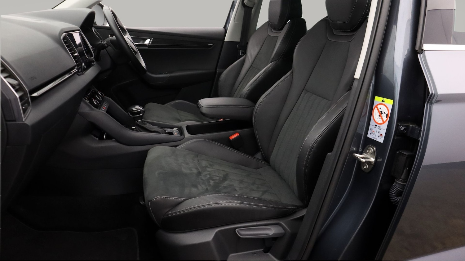 Used Skoda Karoq 2022 for sale - 77665159: Photo 14