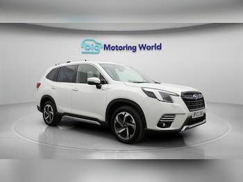 Used Subaru Forester 2023 for sale - 76042725: Photo 2