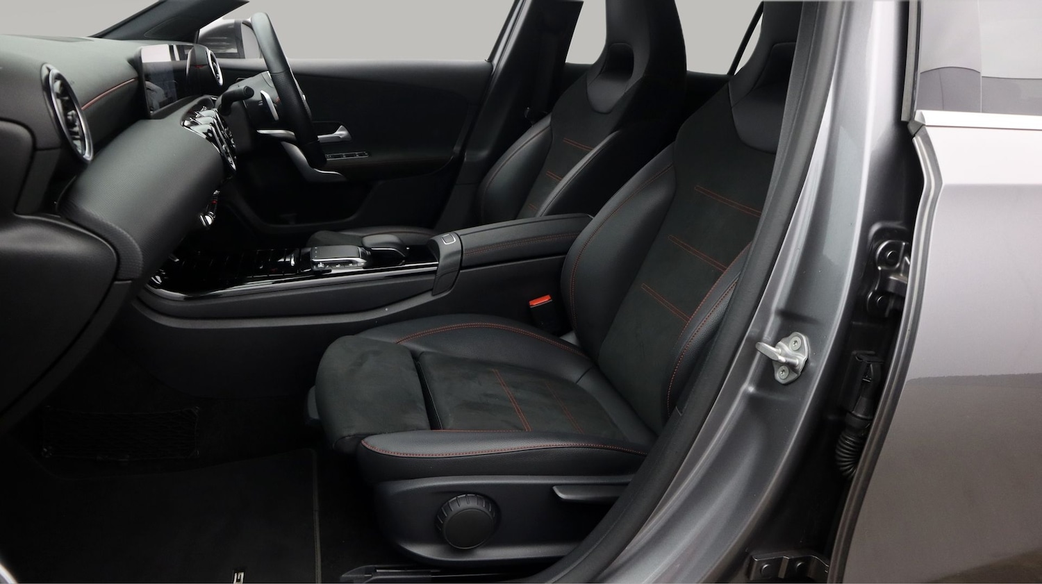 Used Mercedes-Benz A-Class 2020 for sale - 77371039: Photo 14