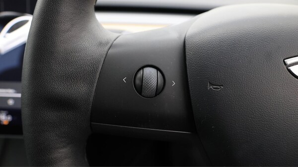 Used Tesla Model 3 2021 for sale - 76283507: Photo 23