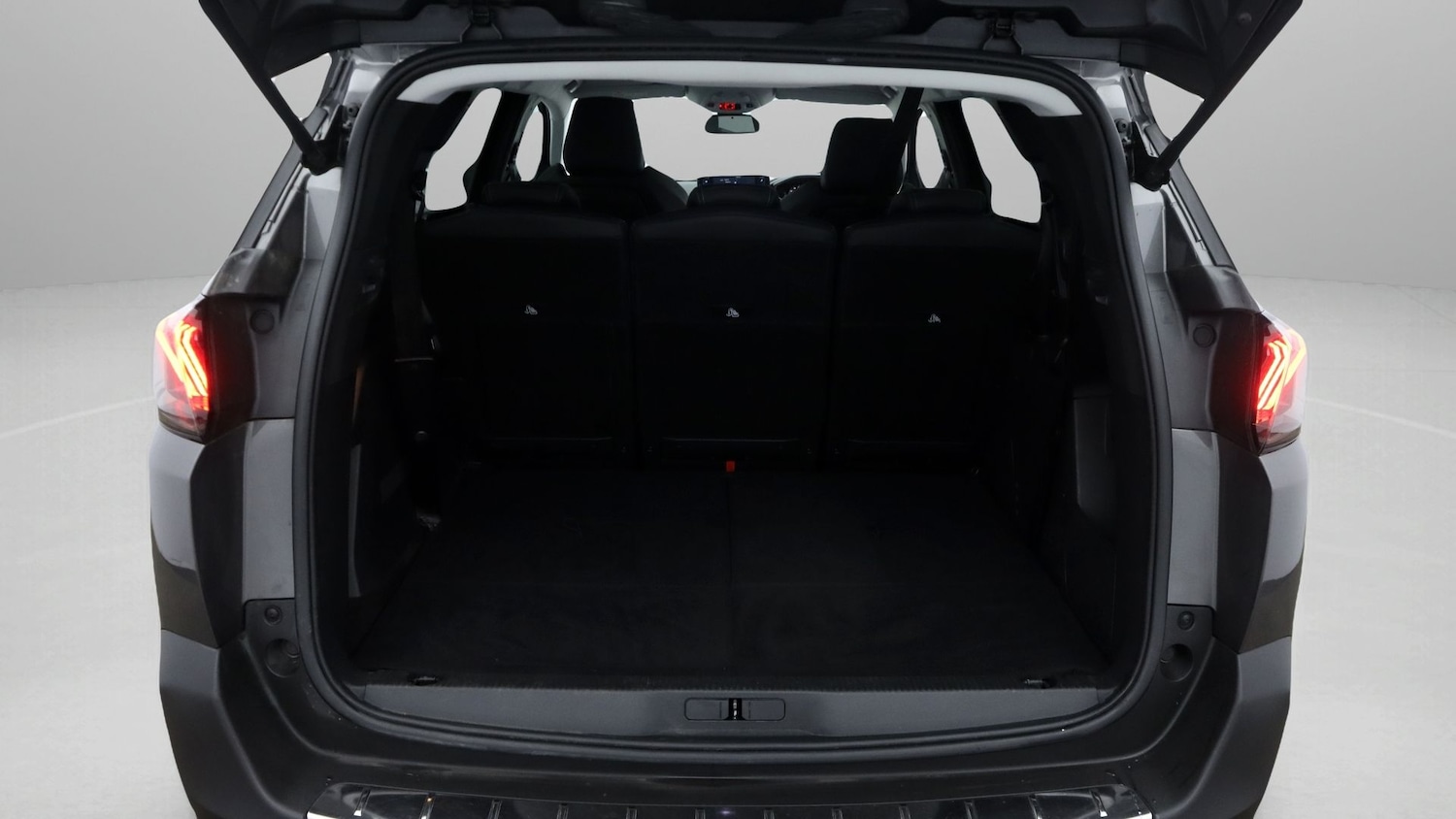 Used Peugeot 5008 2021 for sale - 77745316: Photo 17