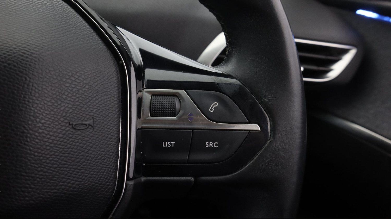 Used Peugeot 5008 2021 for sale - 77745316: Photo 24