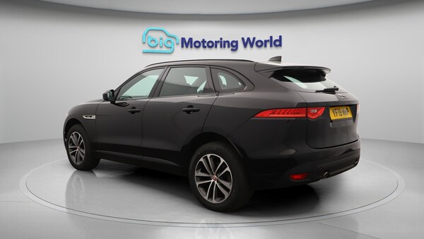 Used Jaguar F-Pace 2019 for sale - 75589043: Photo 6