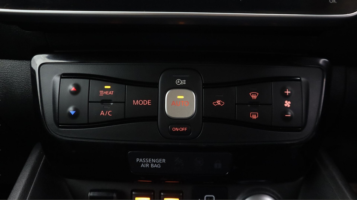 Used Nissan Leaf 2020 for sale - 77288910: Photo 12