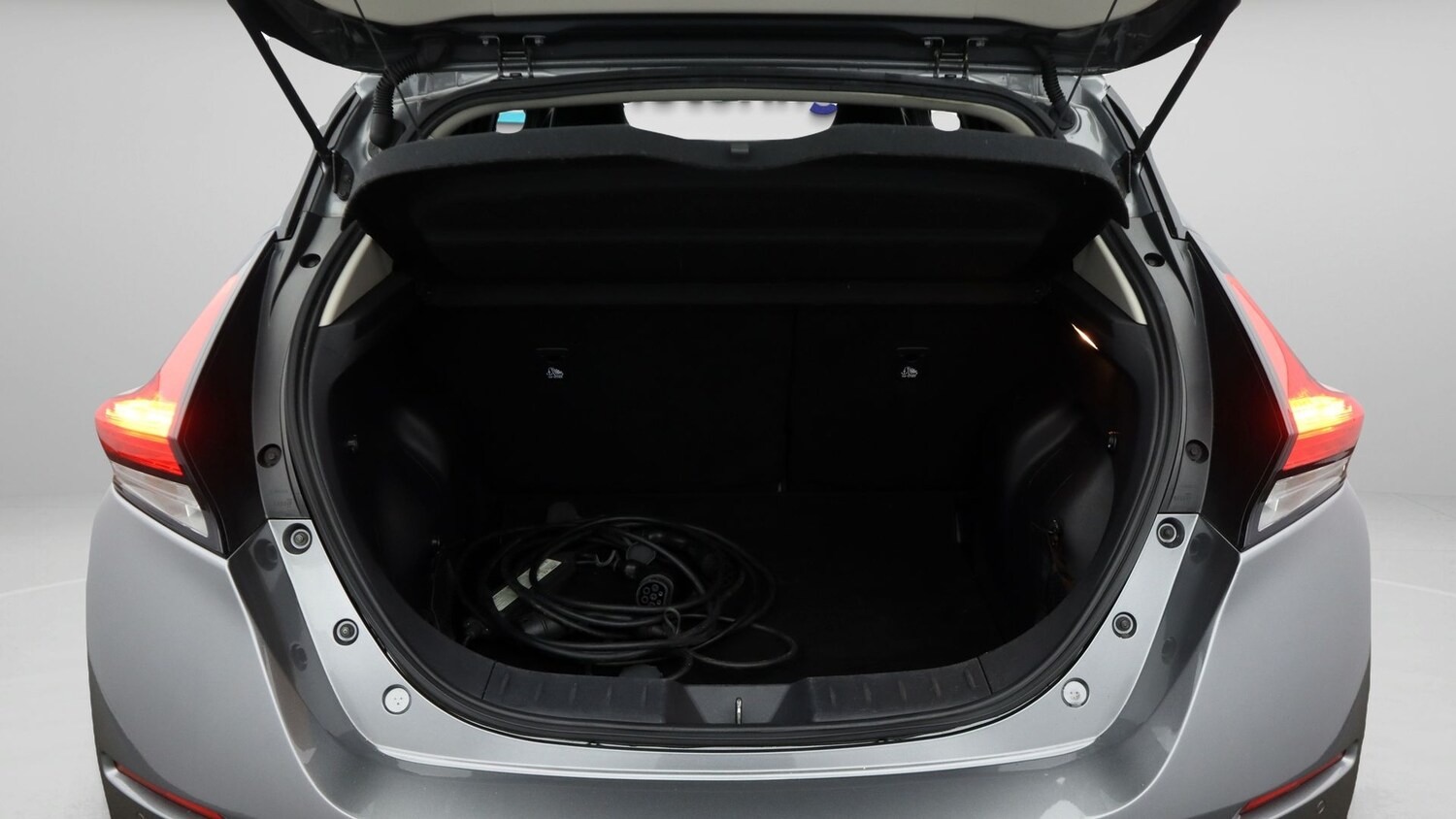 Used Nissan Leaf 2020 for sale - 77288910: Photo 17