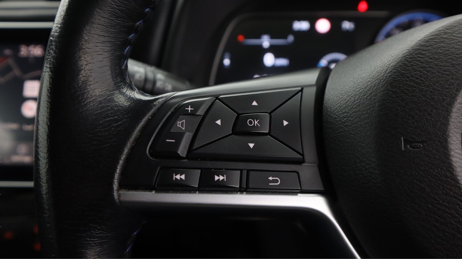 Used Nissan Leaf 2020 for sale - 77288910: Photo 22