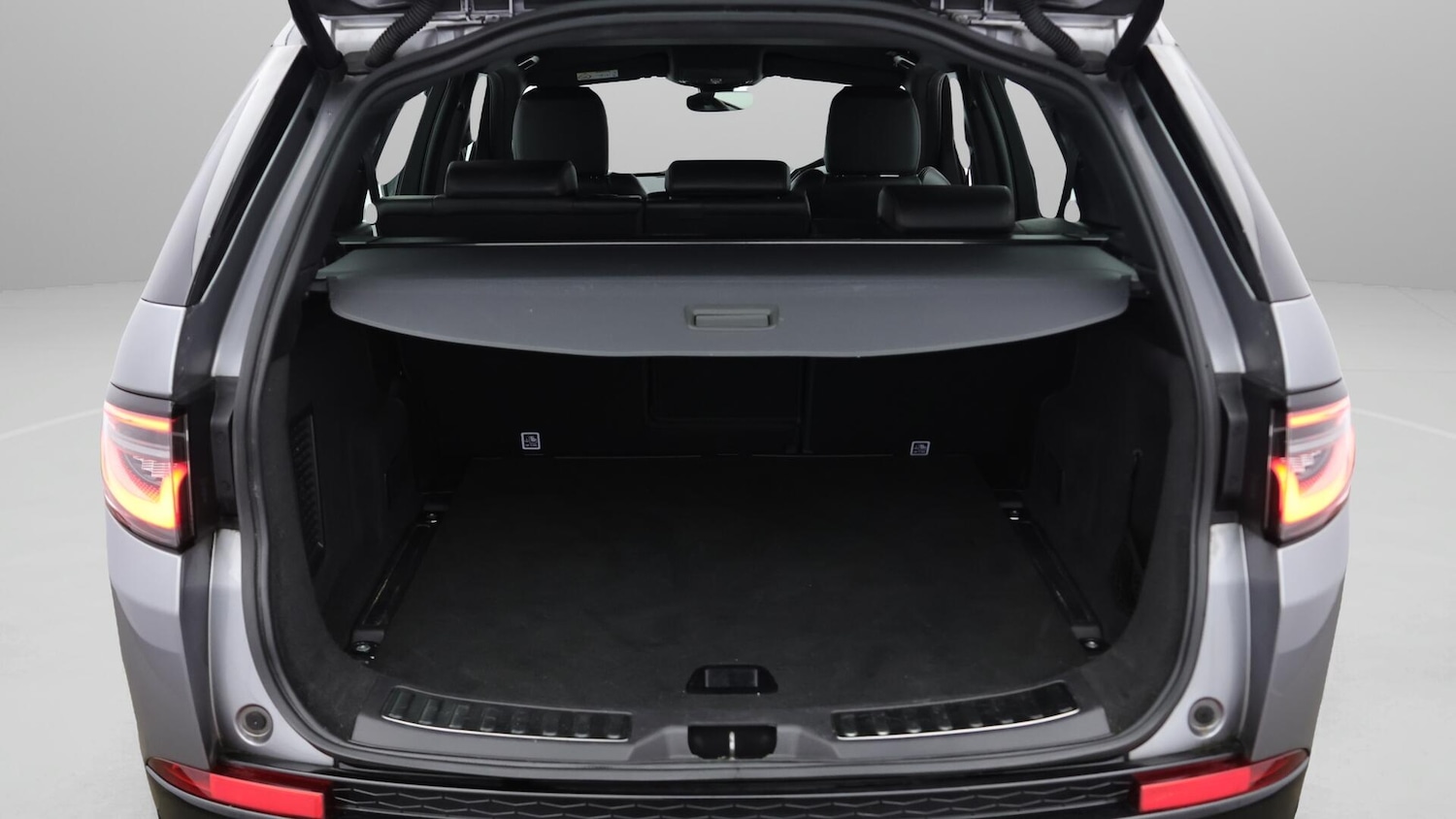 Used Land Rover Discovery Sport 2021 for sale - 76371633: Photo 18