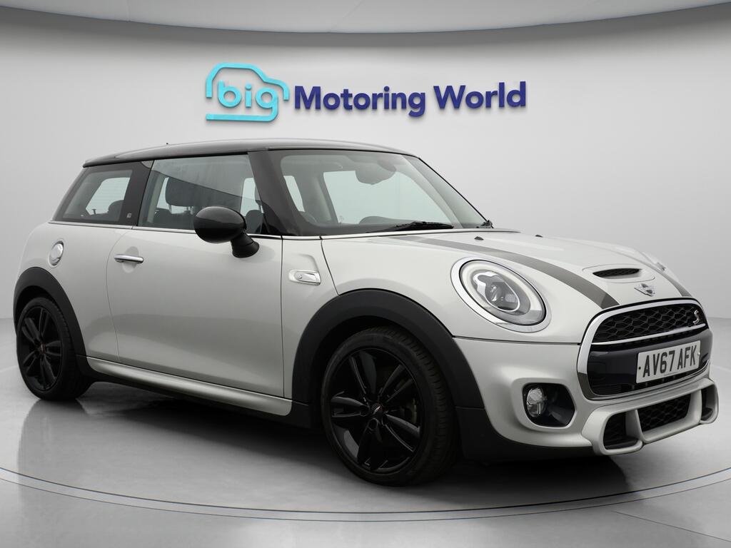 Used MINI Hatch 2017 for sale - 76001144: Photo 1