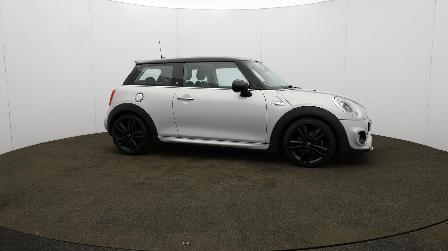 Used MINI Hatch 2017 for sale - 76001144: Photo 58