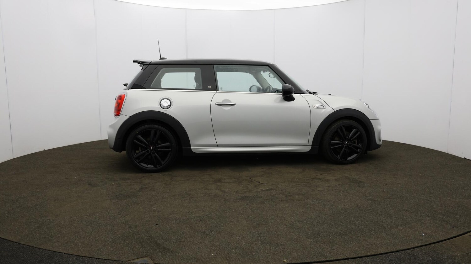 Used MINI Hatch 2017 for sale - 76001144: Photo 61