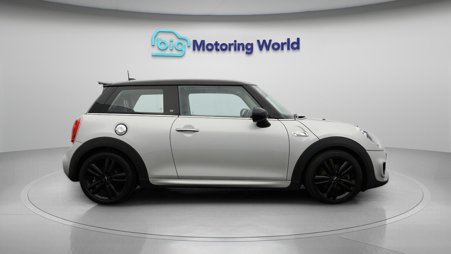 Used MINI Hatch 2017 for sale - 76001144: Photo 9