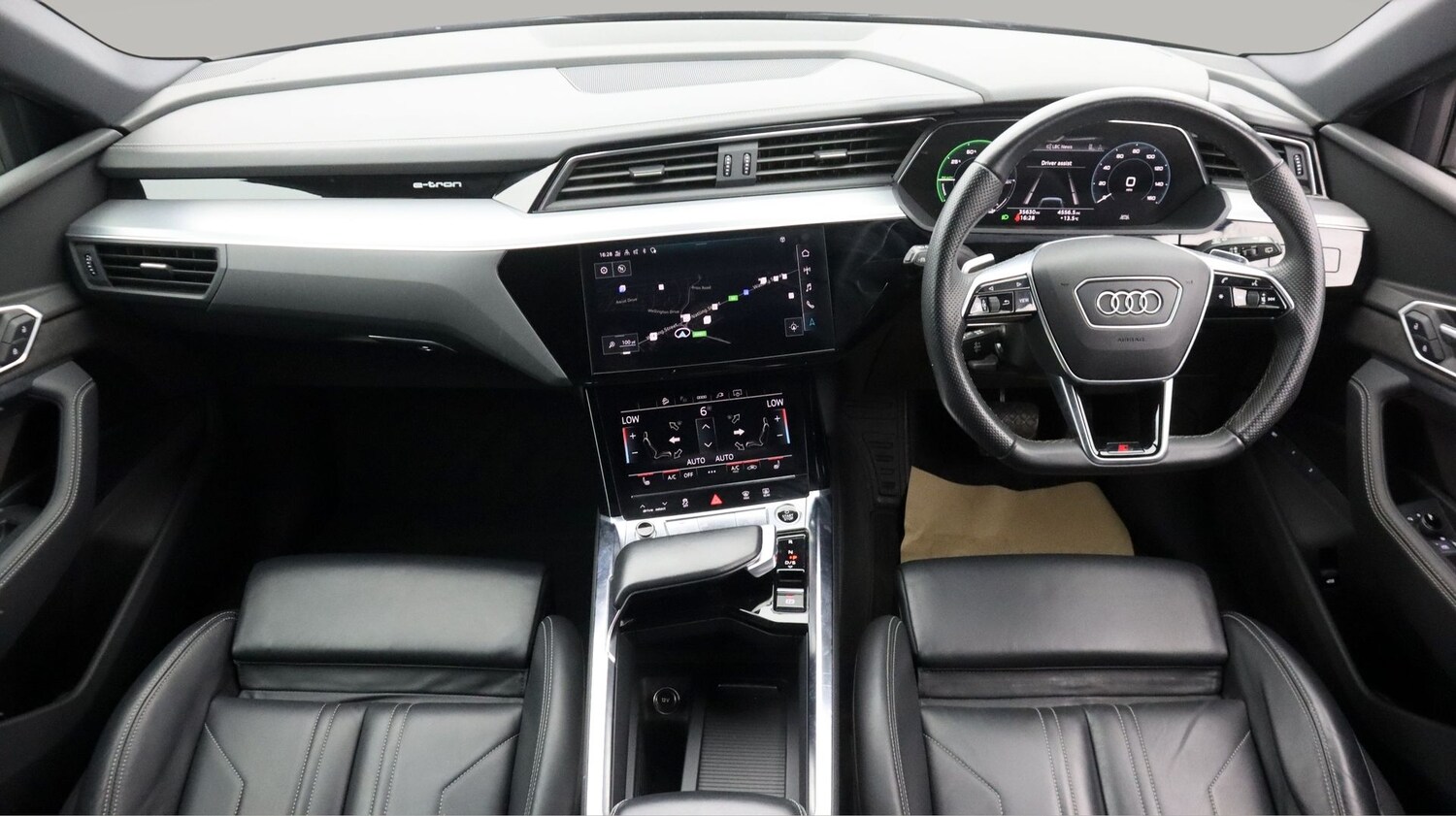 Used Audi e-tron 2021 for sale - 77732673: Photo 13