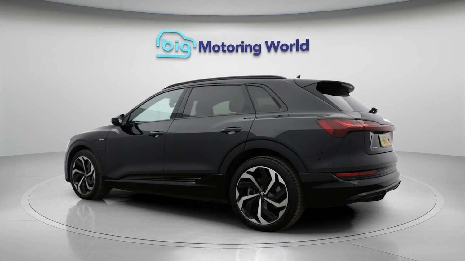 Used Audi e-tron 2021 for sale - 77732673: Photo 5