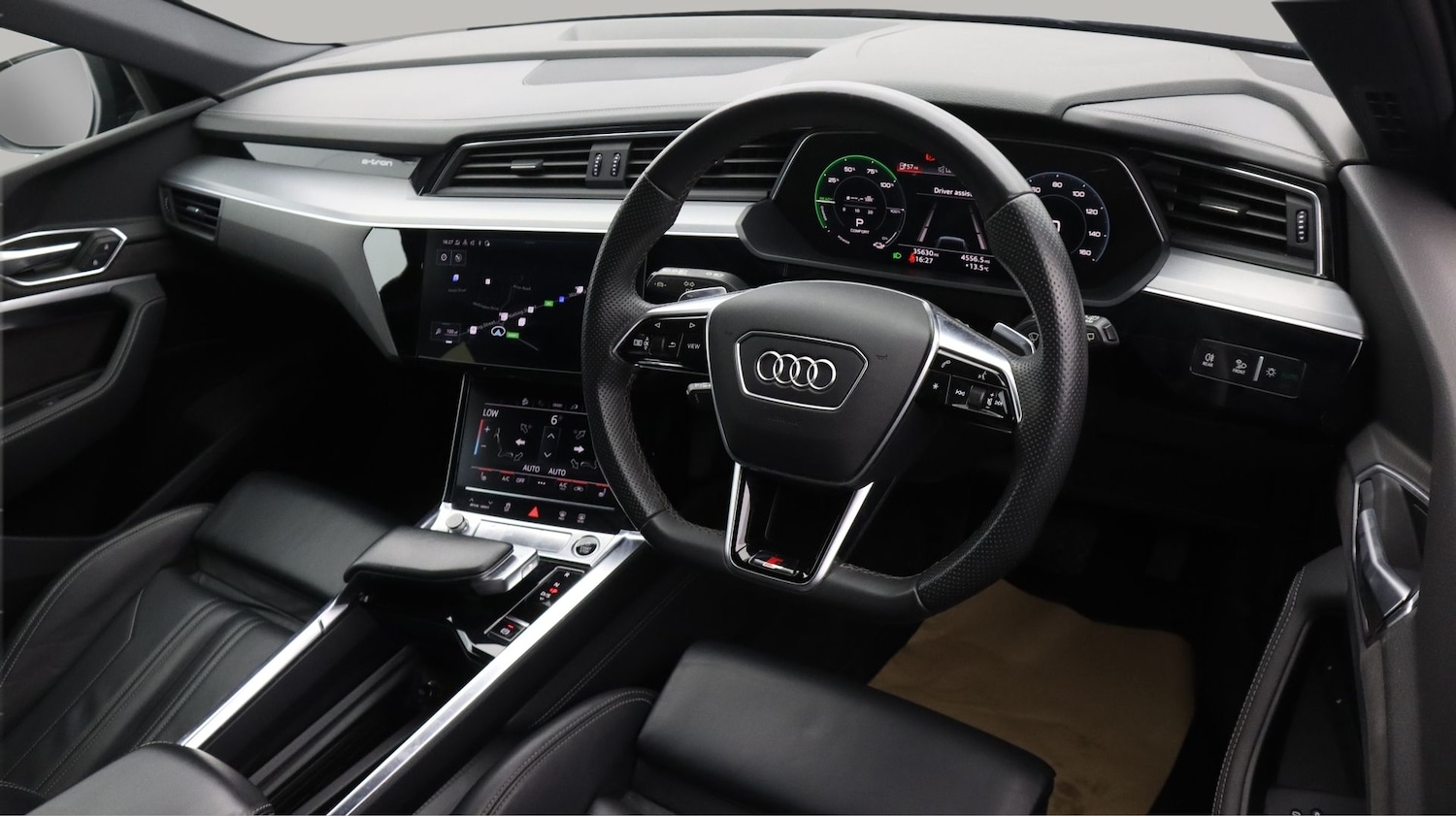Used Audi e-tron 2021 for sale - 77732673: Photo 9