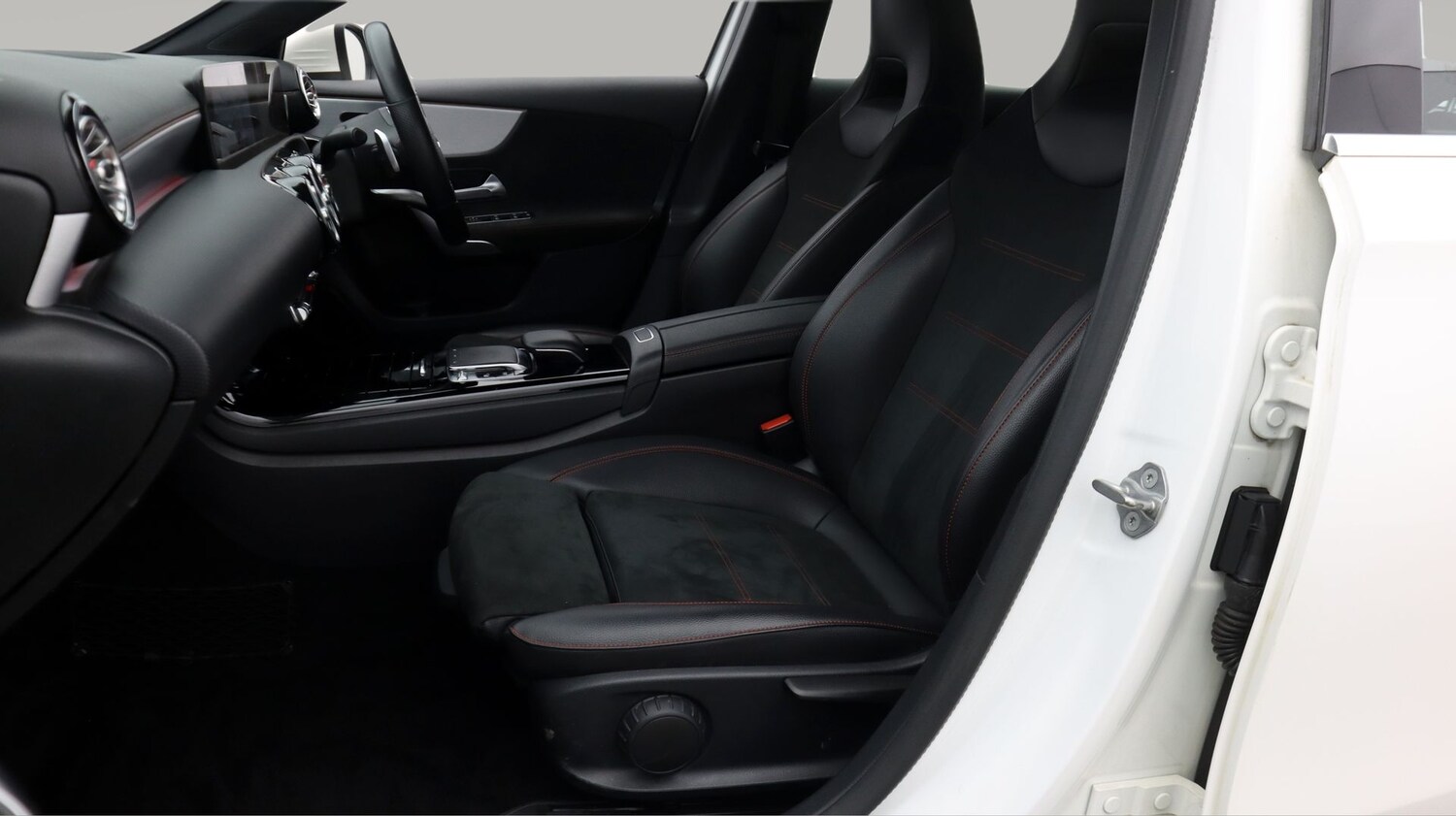 Used Mercedes-Benz A-Class 2018 for sale - 78013764: Photo 14