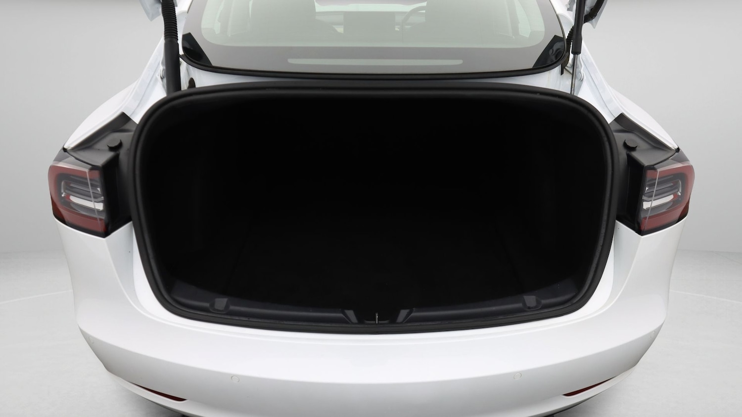 Used Tesla Model 3 2021 for sale - 77432788: Photo 17