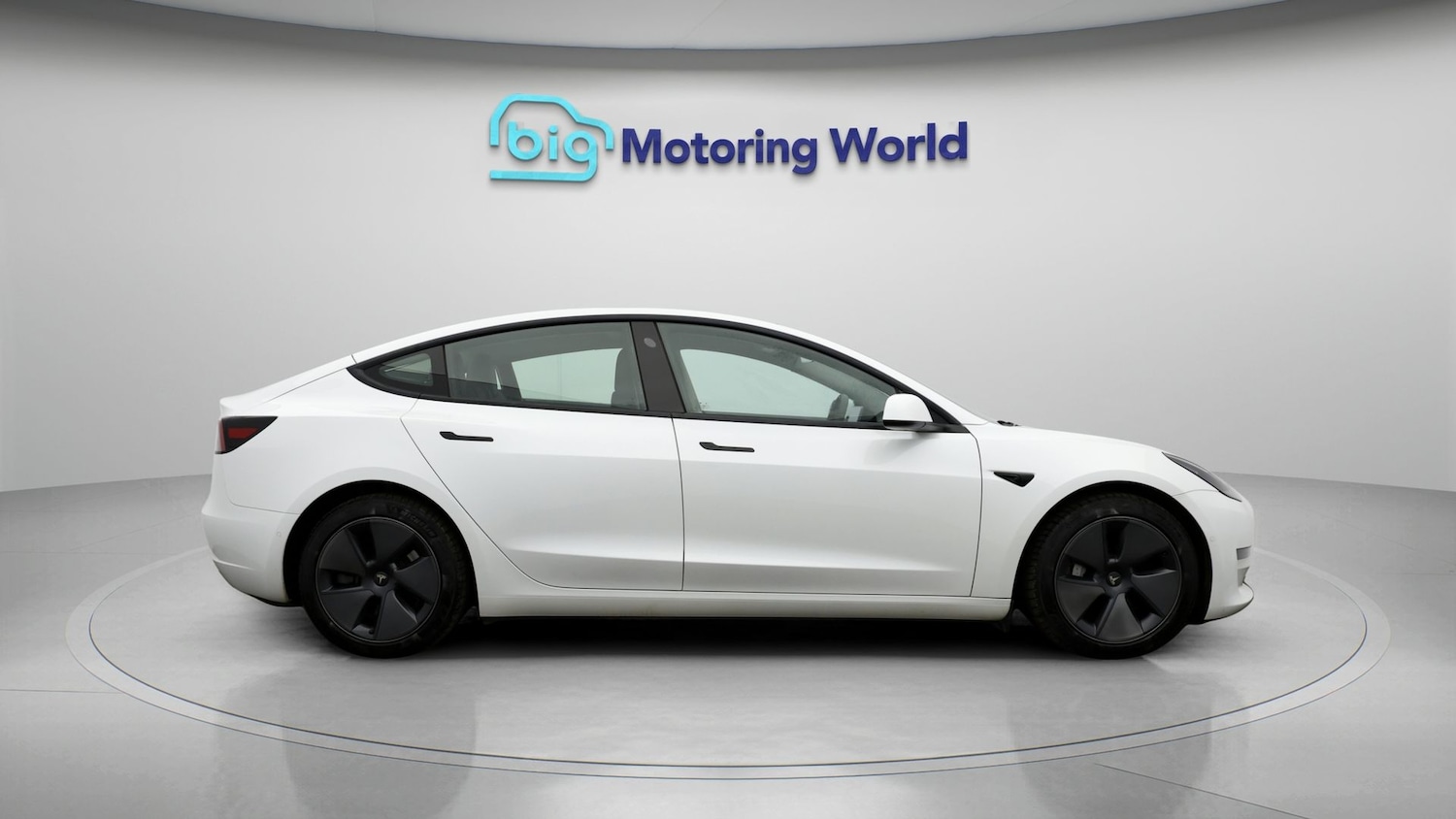 Used Tesla Model 3 2021 for sale - 77432788: Photo 8