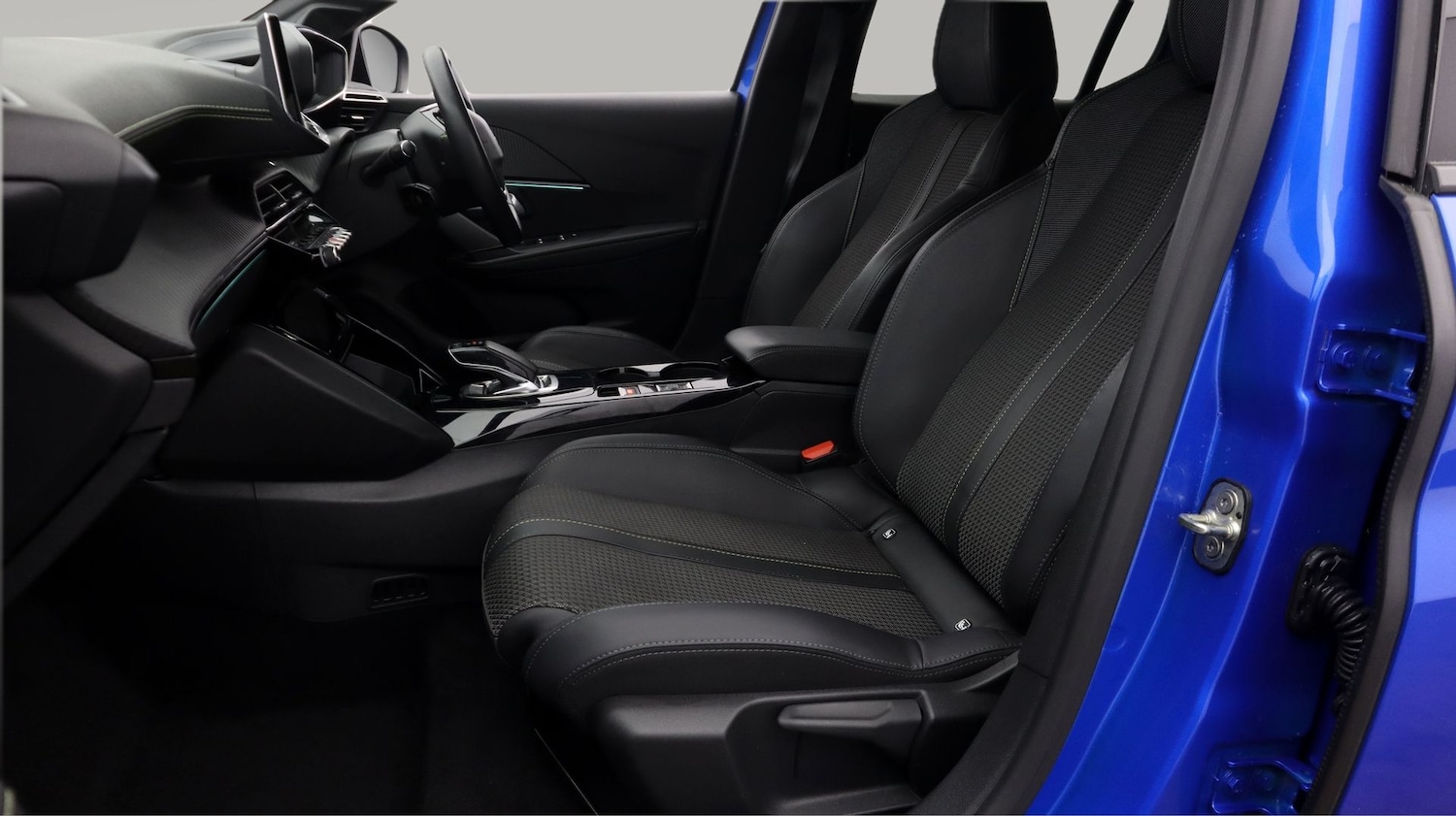 Used Peugeot 208 2021 for sale - 77917440: Photo 14