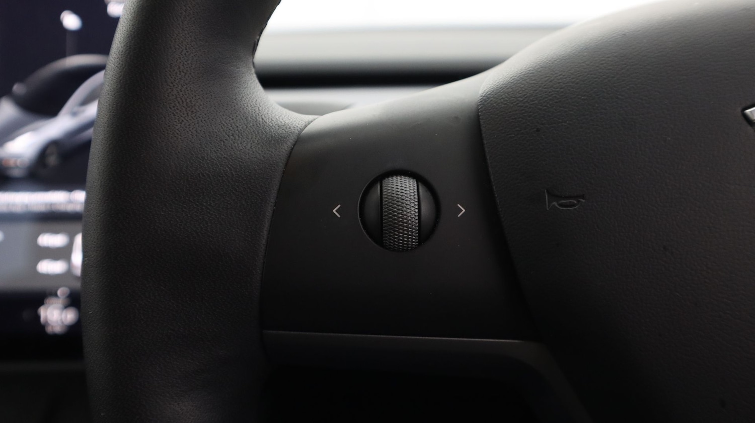 Used Tesla Model 3 2021 for sale - 77306395: Photo 22