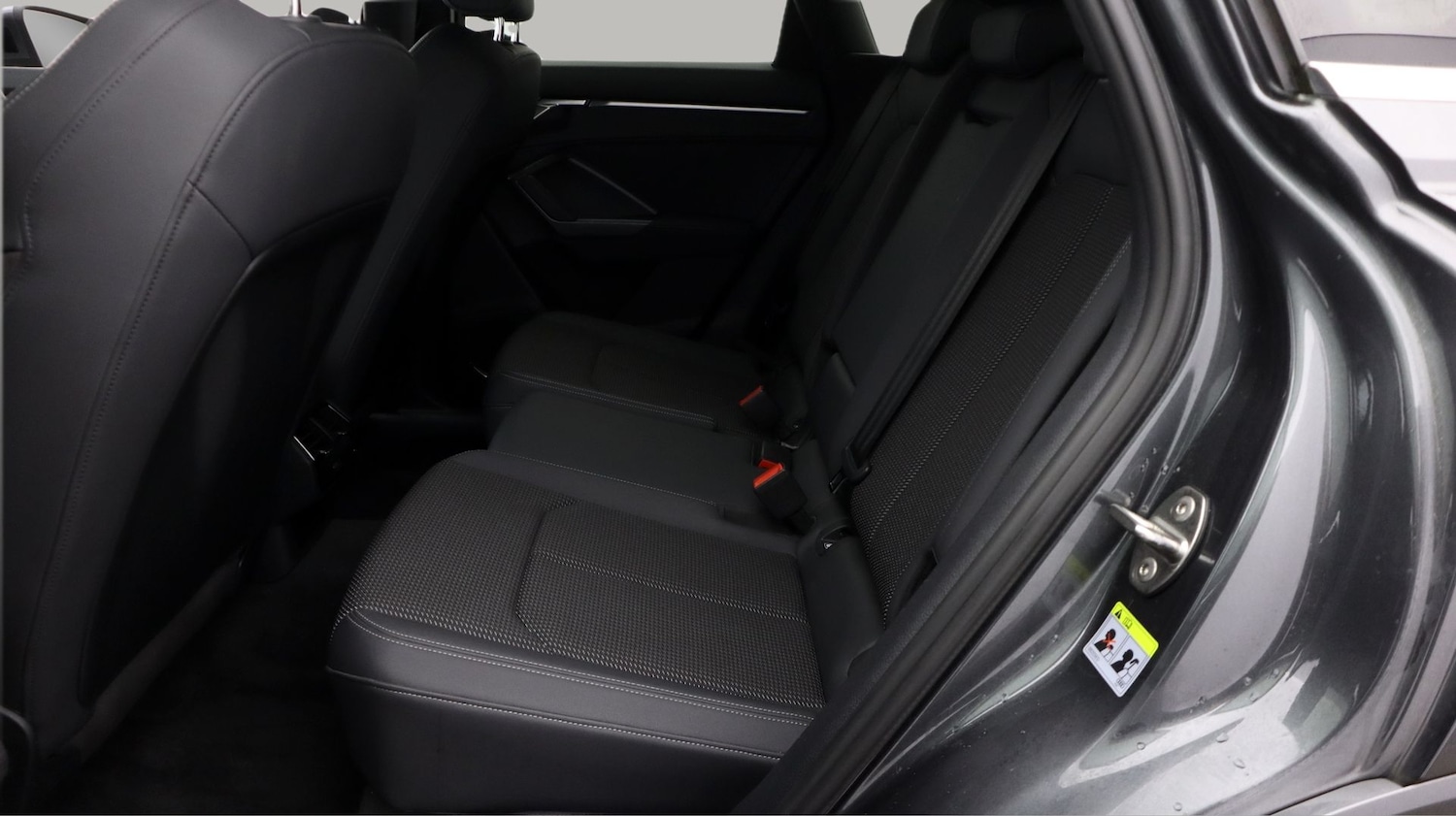 Used Audi Q3 2020 for sale - 77610232: Photo 16