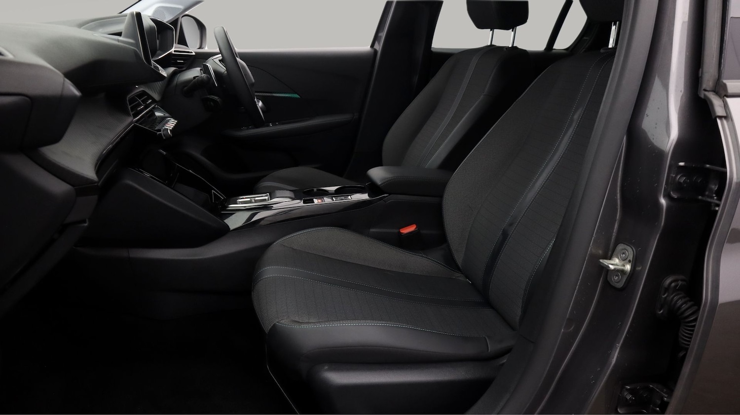 Used Peugeot 208 2023 for sale - 77388208: Photo 14