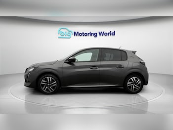 Used Peugeot 208 2023 for sale - 77388208: Photo