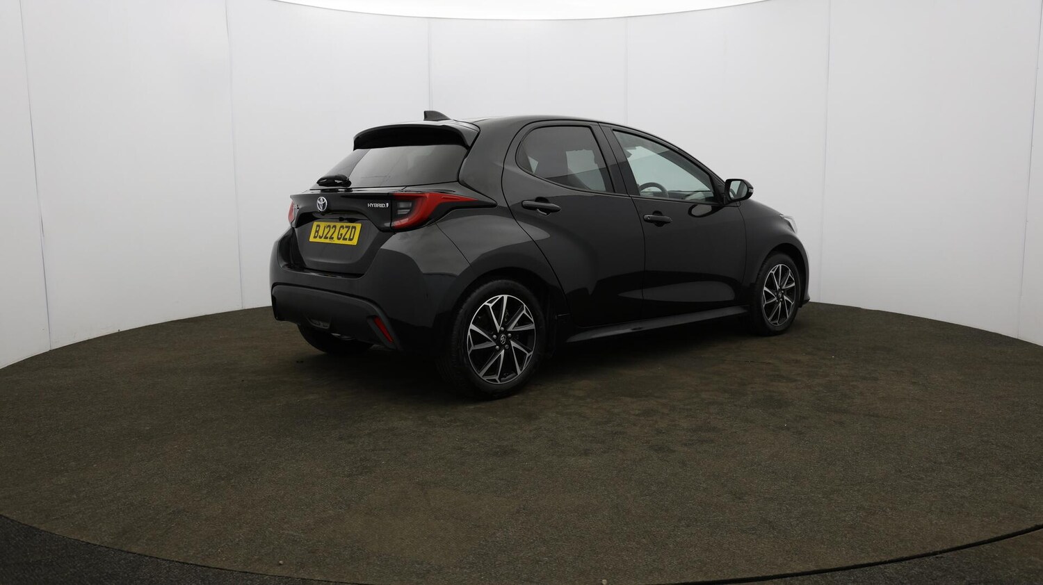 Used Toyota Yaris 2022 for sale - 76644643: Photo 60