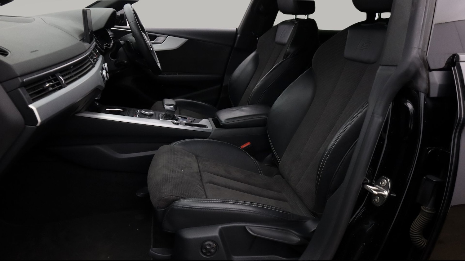 Used Audi A5 2019 for sale - 77969019: Photo 14